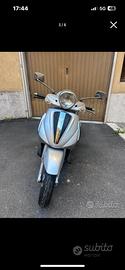 Piaggio Beverly Tourer 300