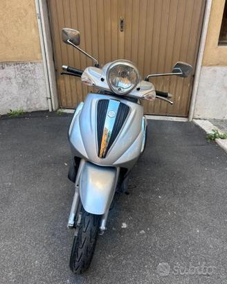 Piaggio Beverly Tourer 300