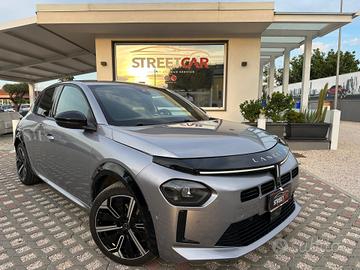 Lancia Ypsilon Hybrid e-DCT LX