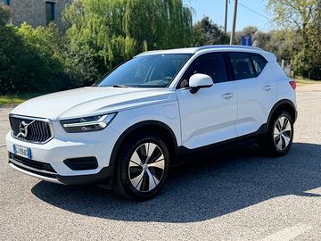 Volvo XC40 Recharge Plug-in Hybrid 2022