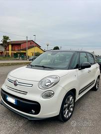 Fiat 500L lounge living
