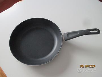 Hemlagad Padella Ikea