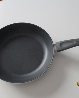 Hemlagad Padella Ikea