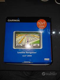 Vecchio navigatore Garmin Nüvi 200W