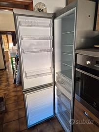 Frigorifero a libera installazione 
