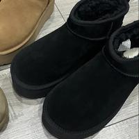 Doposci UGG con suola spessa EU40