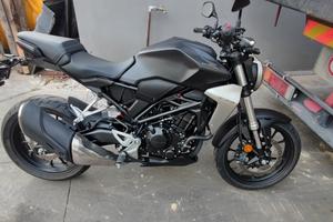 Honda Cb 300r