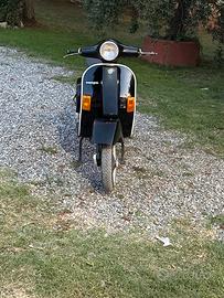 Vespa 50