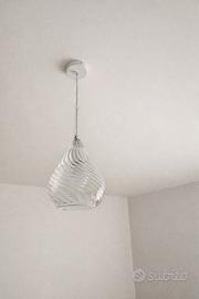 lampada in vetro lavorato