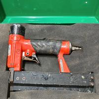 Groppinatrice pneumatica professionale Nikema M10