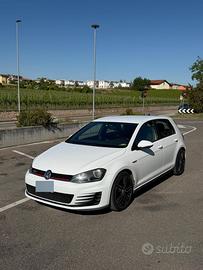 Volkswagen Golf GTI DSG – 10/2014