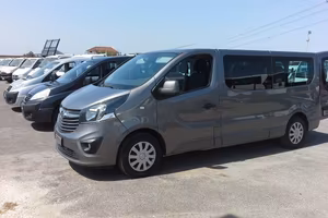 NEW OPEL VIVARO 1.6 DCI 125CV CON 9 POSTI MAXI