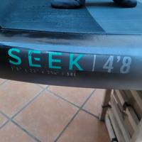 Tavola da wingfoil della NORTH  SEEK 4.8