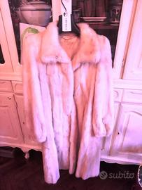 Pelliccia di visone bianco