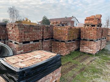 Mattoni vecchi di recupero