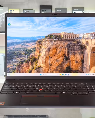 Lenovo ThinkPad L16 Gen 2 Ryzen 7Pro 250 32GB DDR5