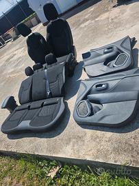 TAPPEZZERIA JEEP RENEGADE