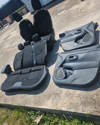 TAPPEZZERIA JEEP RENEGADE
