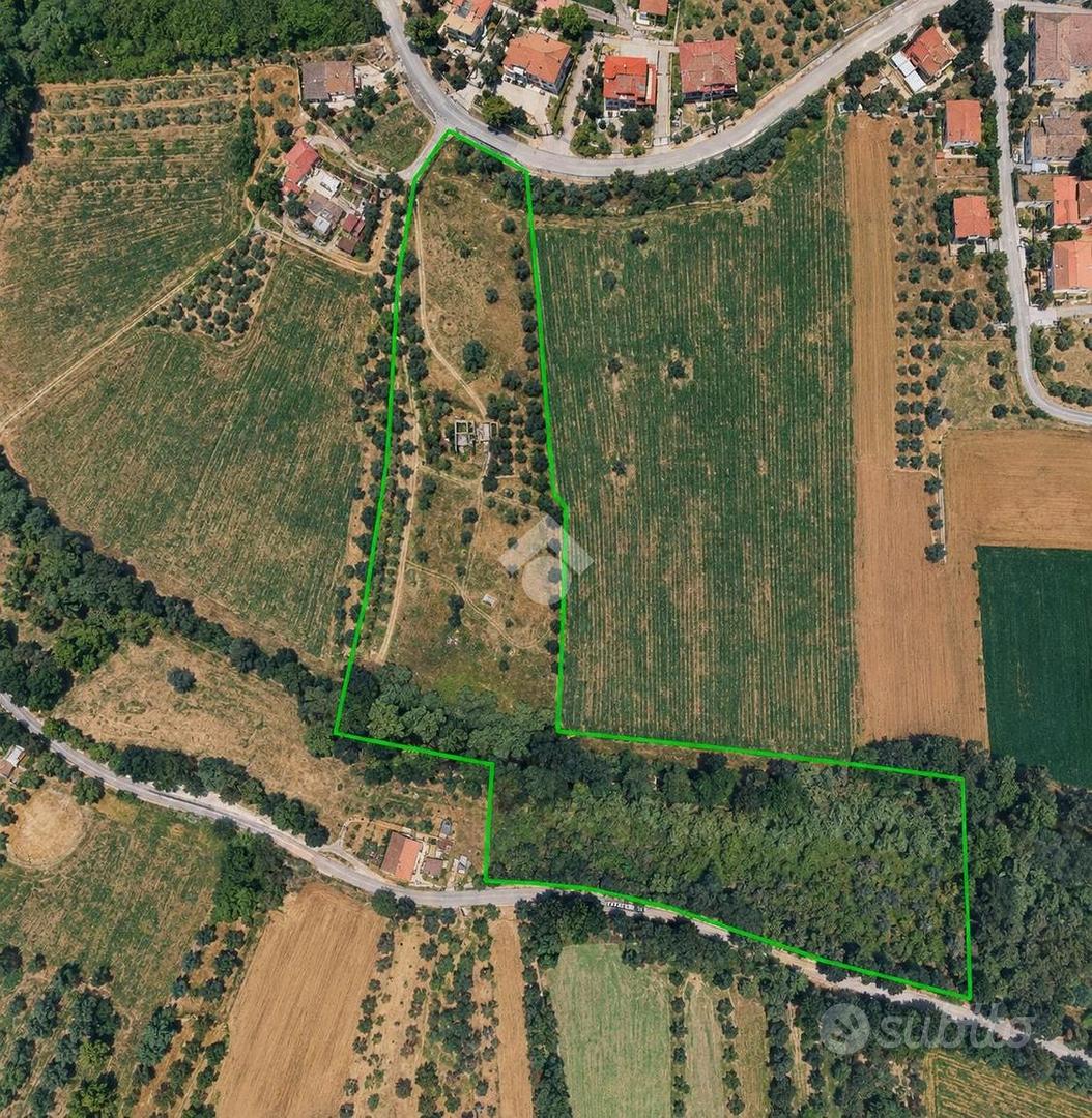 TER. RESIDENZIALE A MOSCIANO SANT'ANGELO - Vista 3