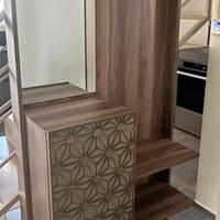 Mobile ingresso con specchio