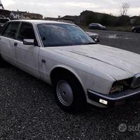 Jaguar Daimler Sovereign Demolita - Per Ricambi