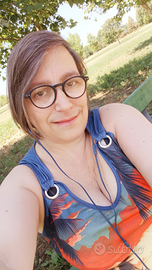 Cameriera barista donna pulizie