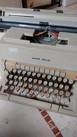 Macchine da scrivere vintage Olivetti Linea 98 
