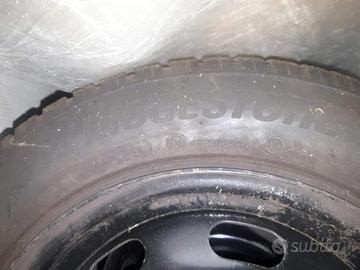 Pneumatici invernali 185/65 R15 bridgestone