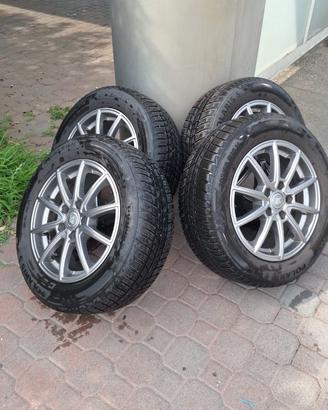 Set 4 Cerchi in lega 16'' con gomme invernali