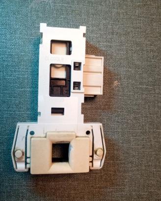 Chiusura di sicurezza LAVATRICE HOOVER VHDS610 Z-3