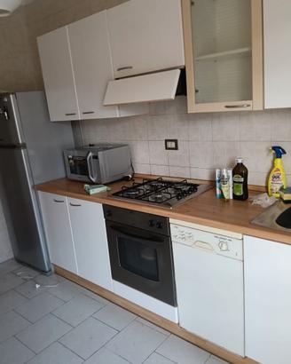 cucina usata e elettrodomestici