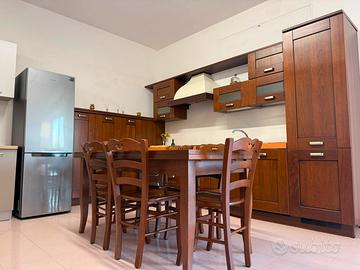 Cucina classico moderna completa