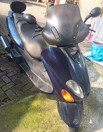 scooter 1 majesty Yamaha 125