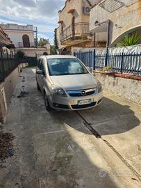 opel Zafira 7 posti