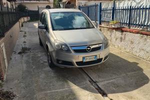 opel Zafira 7 posti