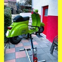 Sollevatore GIREVOLE 360 gradi ALZA VESPA *NUOVO*