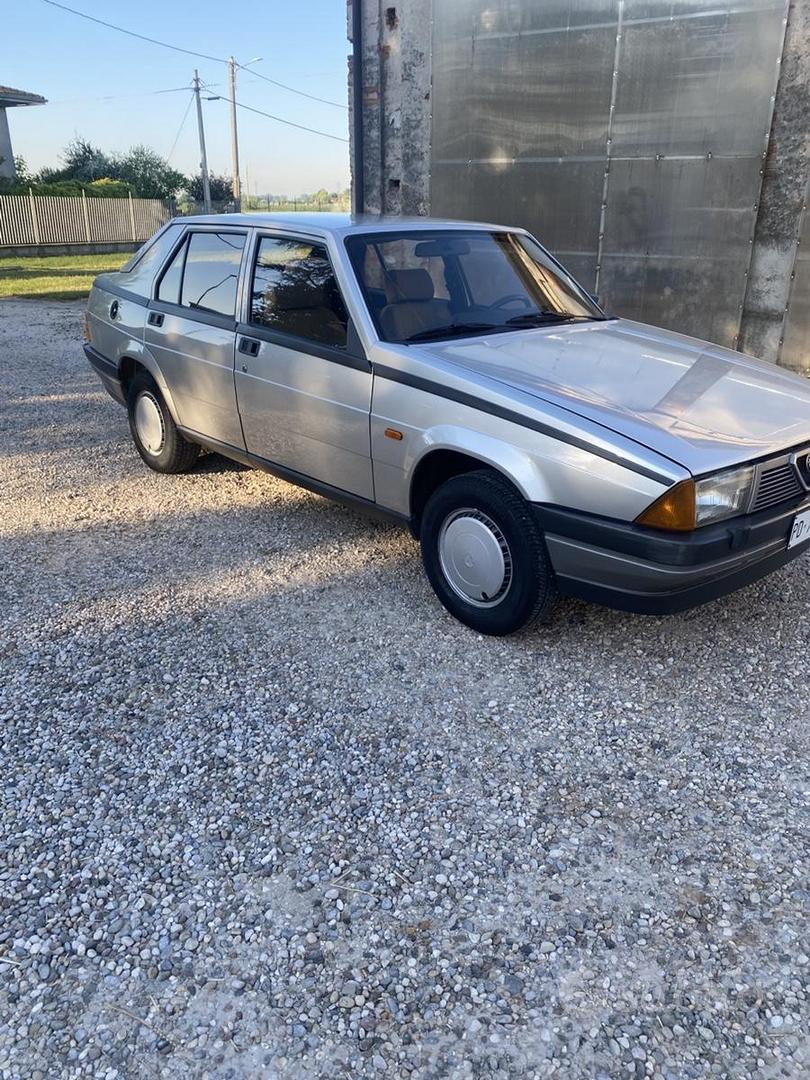 Alfa Romeo 75