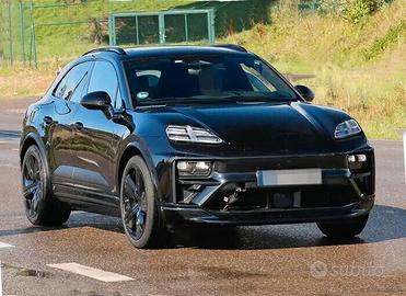 Ricambi per posche macan elettrica 2024 DISPONIAMO