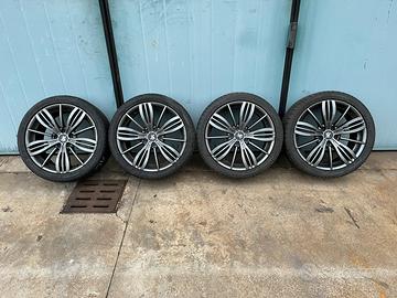 4 cerchi con gomme 235 40 18 + 255 35 18