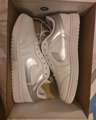Air Jordan Skyline Low