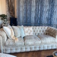 Divano Chester artigianale - Eleganza senza tempo