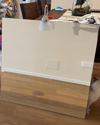 Specchio da bagno con luce integrata 80x80cm