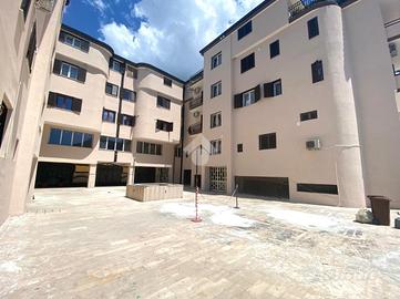 4 LOCALI A SANTA MARIA A VICO