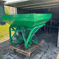 Spandi concime grande