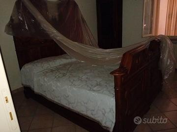 letto matrimoniale antico