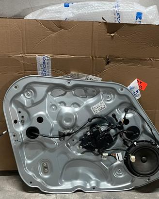 Pannelli anteriori dx e sx completi della Hyundai
