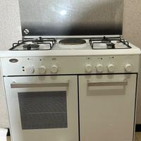 Cucina 4 fuochi, piastra e forno GLEM
