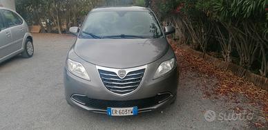 Lancia Ypsilon - 1.2 BENZINA OK NEOP. LB AUTOMOBIL