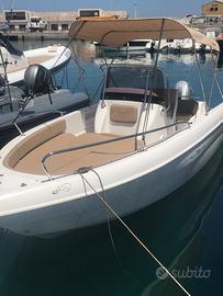 Barca Open Allegra con motore Honda BF 40E LRT