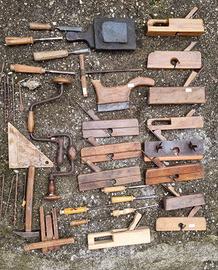 Utensili falegname antichi